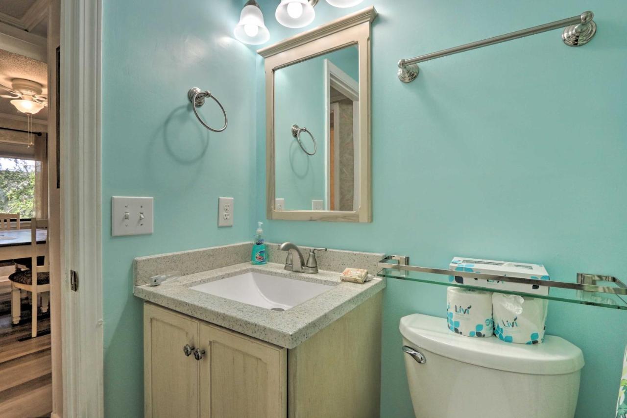 Hilton Head Condo With Balcony And Pool, Walk To Beach Хилтон-Хед-Айленд Экстерьер фото